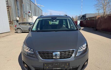 SEAT Alhambra II рестайлинг, 2020 год, 2 592 000 рублей, 7 фотография