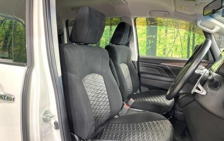Mitsubishi Delica D:5 I, 2022 год, 2 900 000 рублей, 9 фотография