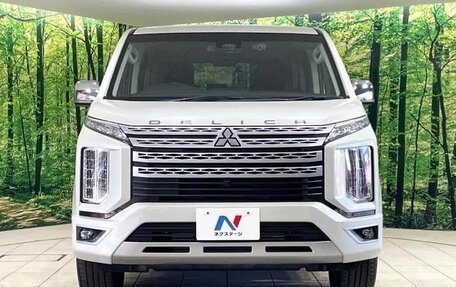 Mitsubishi Delica D:5 I, 2022 год, 2 900 000 рублей, 2 фотография