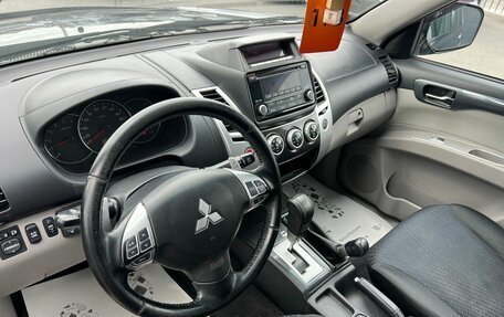 Mitsubishi Pajero Sport II рестайлинг, 2014 год, 1 849 000 рублей, 11 фотография