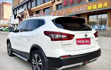 Nissan Qashqai, 2022 год, 1 883 000 рублей, 3 фотография