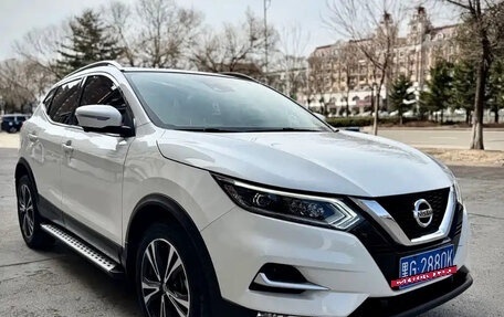 Nissan Qashqai, 2022 год, 1 883 000 рублей, 2 фотография