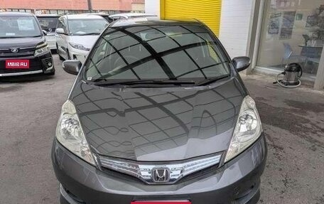 Honda Fit Shuttle I рестайлинг, 2012 год, 820 000 рублей, 2 фотография