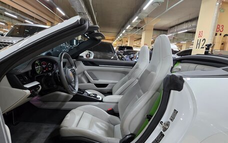 Porsche 911, 2023 год, 15 750 000 рублей, 14 фотография