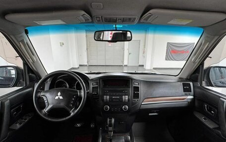 Mitsubishi Pajero IV, 2008 год, 1 500 000 рублей, 8 фотография