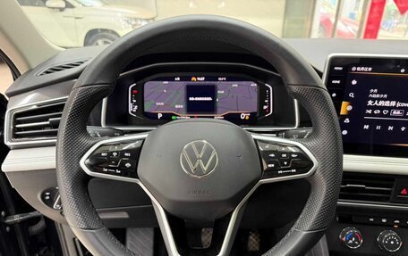 Volkswagen Tiguan II, 2023 год, 2 540 000 рублей, 10 фотография