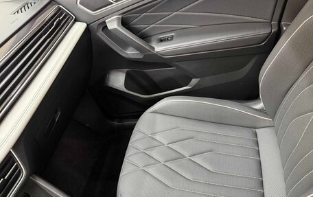 Volkswagen Tiguan II, 2023 год, 2 540 000 рублей, 16 фотография