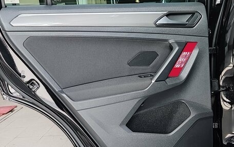 Volkswagen Tiguan II, 2018 год, 2 750 000 рублей, 19 фотография