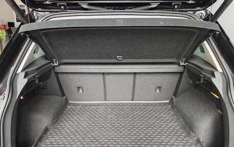 Volkswagen Tiguan II, 2018 год, 2 750 000 рублей, 21 фотография