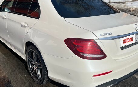 Mercedes-Benz E-Класс, 2017 год, 2 900 000 рублей, 6 фотография