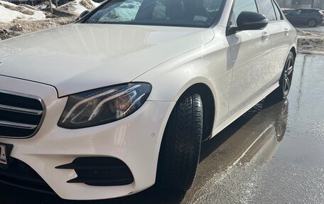 Mercedes-Benz E-Класс, 2017 год, 2 900 000 рублей, 2 фотография