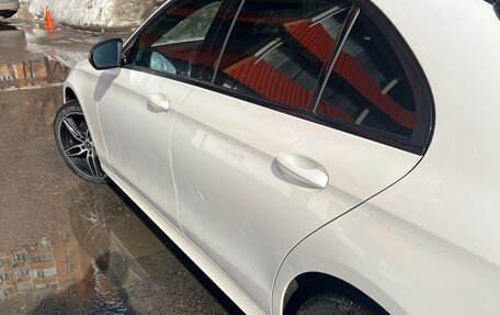 Mercedes-Benz E-Класс, 2017 год, 2 900 000 рублей, 12 фотография