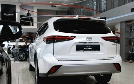 Toyota Highlander, 2026 год, 5 600 000 рублей, 7 фотография