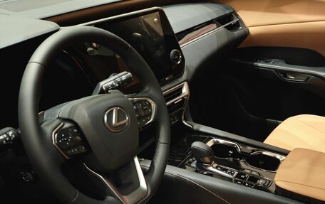 Lexus RX IV рестайлинг, 2025 год, 8 500 000 рублей, 8 фотография