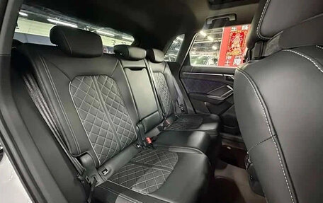 Audi Q3, 2023 год, 2 220 007 рублей, 24 фотография