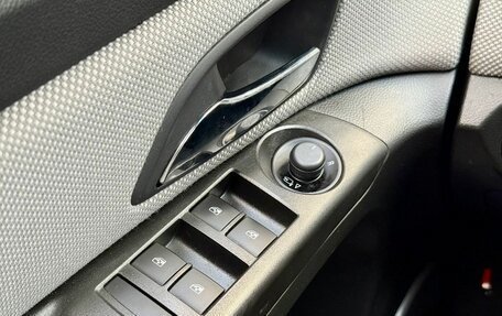 Chevrolet Cruze II, 2013 год, 899 000 рублей, 21 фотография