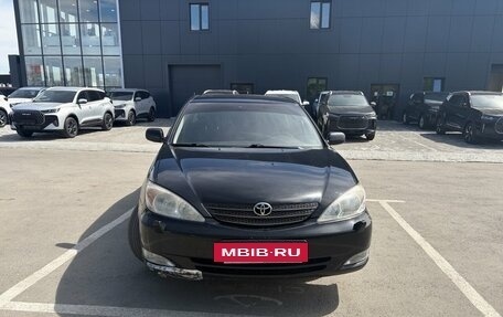 Toyota Camry V40, 2004 год, 674 000 рублей, 3 фотография