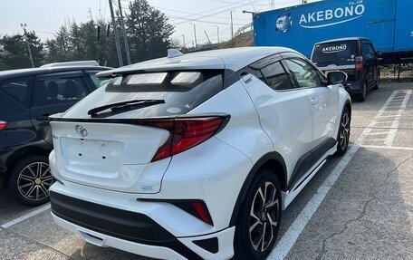 Toyota C-HR I рестайлинг, 2020 год, 2 350 000 рублей, 4 фотография