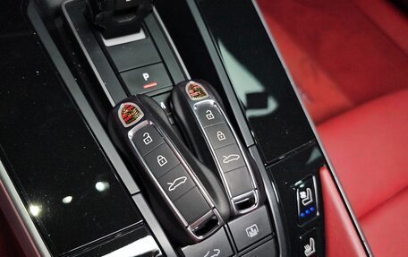 Porsche 911, 2023 год, 16 300 000 рублей, 37 фотография