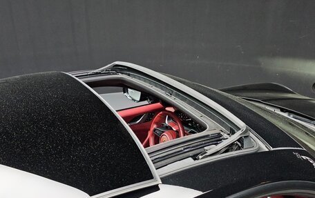 Porsche 911, 2023 год, 16 300 000 рублей, 28 фотография