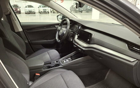 Skoda Octavia IV, 2021 год, 1 850 000 рублей, 13 фотография