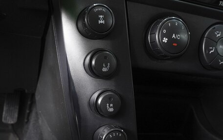 SsangYong Kyron I, 2013 год, 850 000 рублей, 13 фотография