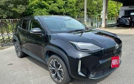 Toyota Yaris Cross, 2022 год, 1 590 002 рублей, 4 фотография