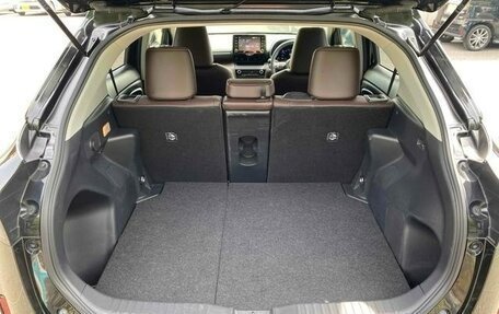 Toyota Yaris Cross, 2022 год, 1 590 002 рублей, 16 фотография
