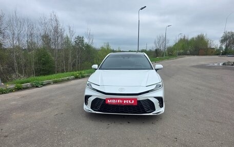 Toyota Camry, 2024 год, 4 350 000 рублей, 2 фотография