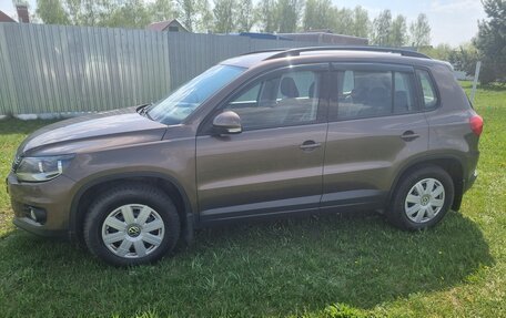 Volkswagen Tiguan I, 2015 год, 1 500 000 рублей, 2 фотография