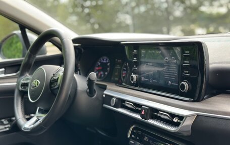 KIA K5, 2021 год, 2 191 000 рублей, 28 фотография