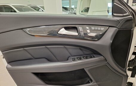 Mercedes-Benz CLS, 2017 год, 3 650 000 рублей, 25 фотография