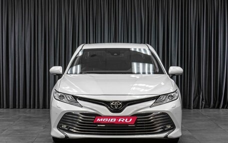Toyota Camry, 2018 год, 2 675 000 рублей, 3 фотография