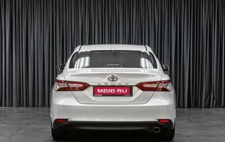 Toyota Camry, 2018 год, 2 675 000 рублей, 4 фотография