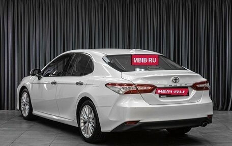 Toyota Camry, 2018 год, 2 675 000 рублей, 2 фотография