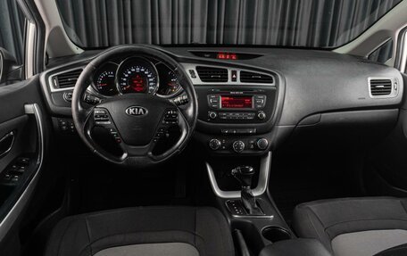 KIA cee'd III, 2013 год, 999 999 рублей, 6 фотография