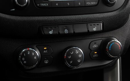 KIA cee'd III, 2013 год, 999 999 рублей, 12 фотография