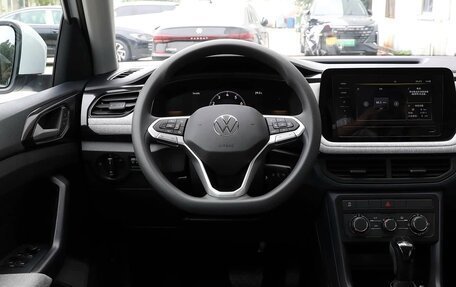 Volkswagen Tharu, 2025 год, 1 900 000 рублей, 10 фотография