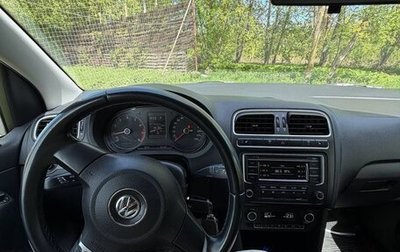 Volkswagen Polo VI (EU Market), 2015 год, 980 000 рублей, 1 фотография