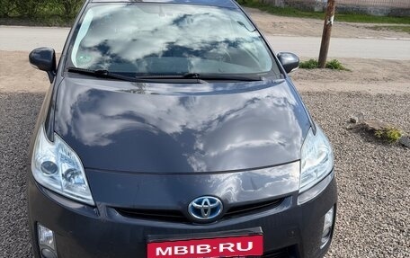 Toyota Prius, 2010 год, 1 100 000 рублей, 1 фотография