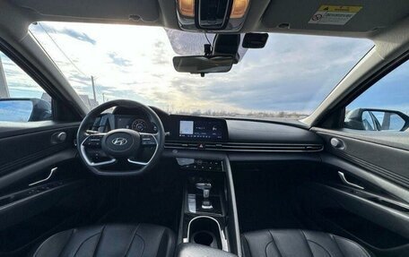 Hyundai Elantra, 2022 год, 1 620 000 рублей, 11 фотография