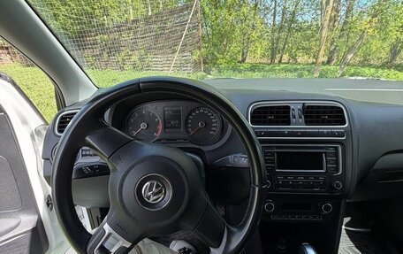 Volkswagen Polo VI (EU Market), 2015 год, 980 000 рублей, 3 фотография