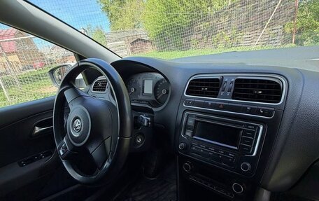 Volkswagen Polo VI (EU Market), 2015 год, 980 000 рублей, 11 фотография