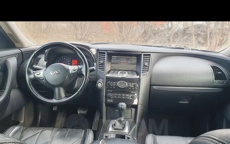 Infiniti FX II, 2009 год, 1 570 000 рублей, 2 фотография