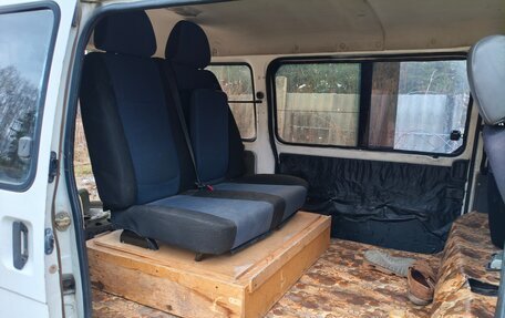 Mazda Bongo IV, 2001 год, 300 000 рублей, 8 фотография