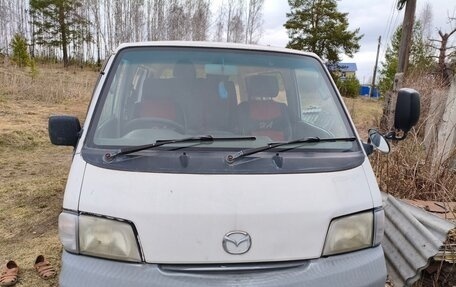 Mazda Bongo IV, 2001 год, 300 000 рублей, 2 фотография