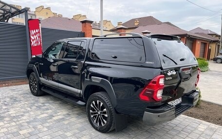 Toyota Hilux VIII, 2021 год, 5 390 000 рублей, 2 фотография