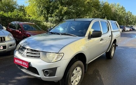 Mitsubishi L200 IV рестайлинг, 2013 год, 1 173 000 рублей, 1 фотография