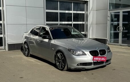 BMW 5 серия, 2006 год, 960 000 рублей, 1 фотография