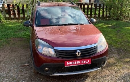 Renault Sandero I, 2012 год, 480 000 рублей, 1 фотография
